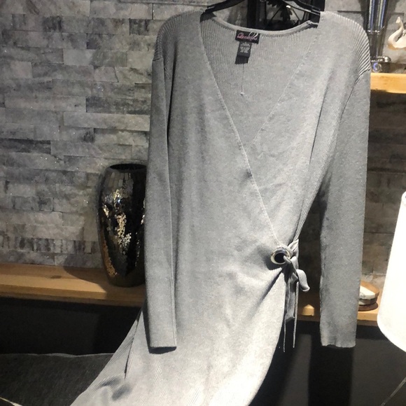 Sweater dress - Picture 1 of 4